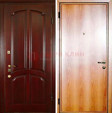 Темная железная дверь с массивом дуба ДМД-13 в Волгограде