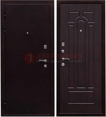 Черная стальная дверь с порошковым покрытием ДП-35 в Волгограде
