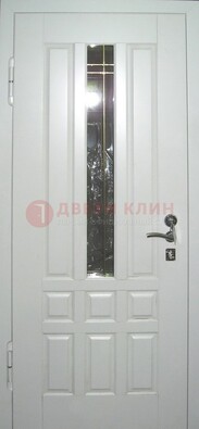 Белая металлическая дверь со стеклом ДС-1 в загородный дом в Волгограде